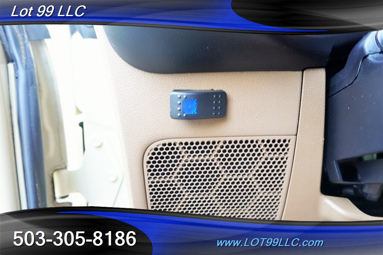 2011 Jeep Wrangler Unlimited Sahara 4X4 V6 3.8L Auto Heated Leather  Seats HARD TOP Lifted FUEL Wheels LIKE NEW TIRES - Photo 25 - Milwaukie, OR 97267