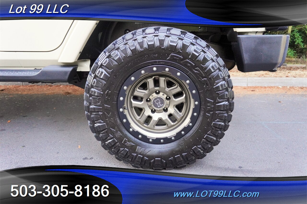 2011 Jeep Wrangler Unlimited Sahara 4X4 V6 3.8L Auto Heated Leather  Seats HARD TOP Lifted FUEL Wheels LIKE NEW TIRES - Photo 33 - Milwaukie, OR 97267