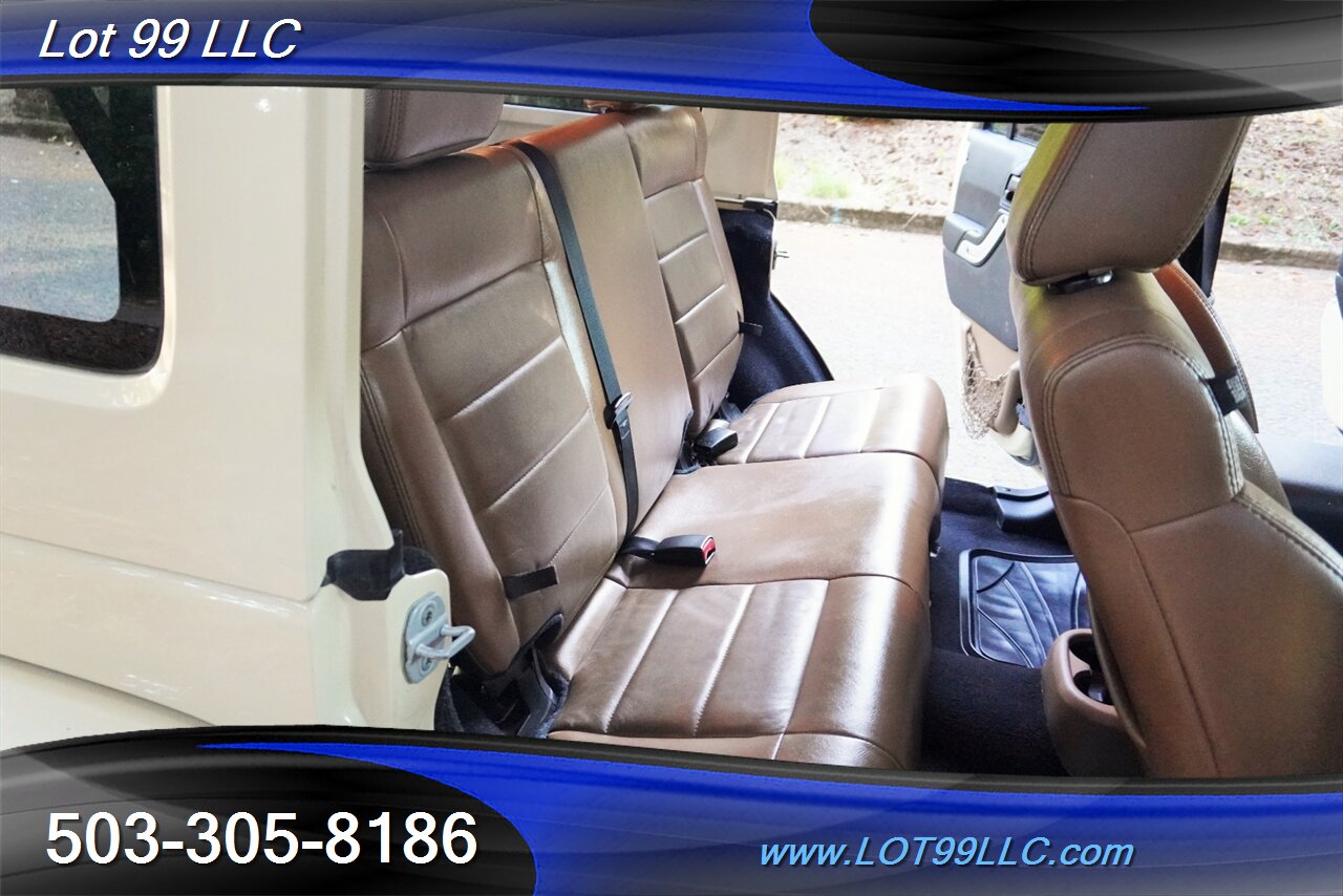 2011 Jeep Wrangler Unlimited Sahara 4X4 V6 3.8L Auto Heated Leather  Seats HARD TOP Lifted FUEL Wheels LIKE NEW TIRES - Photo 16 - Milwaukie, OR 97267