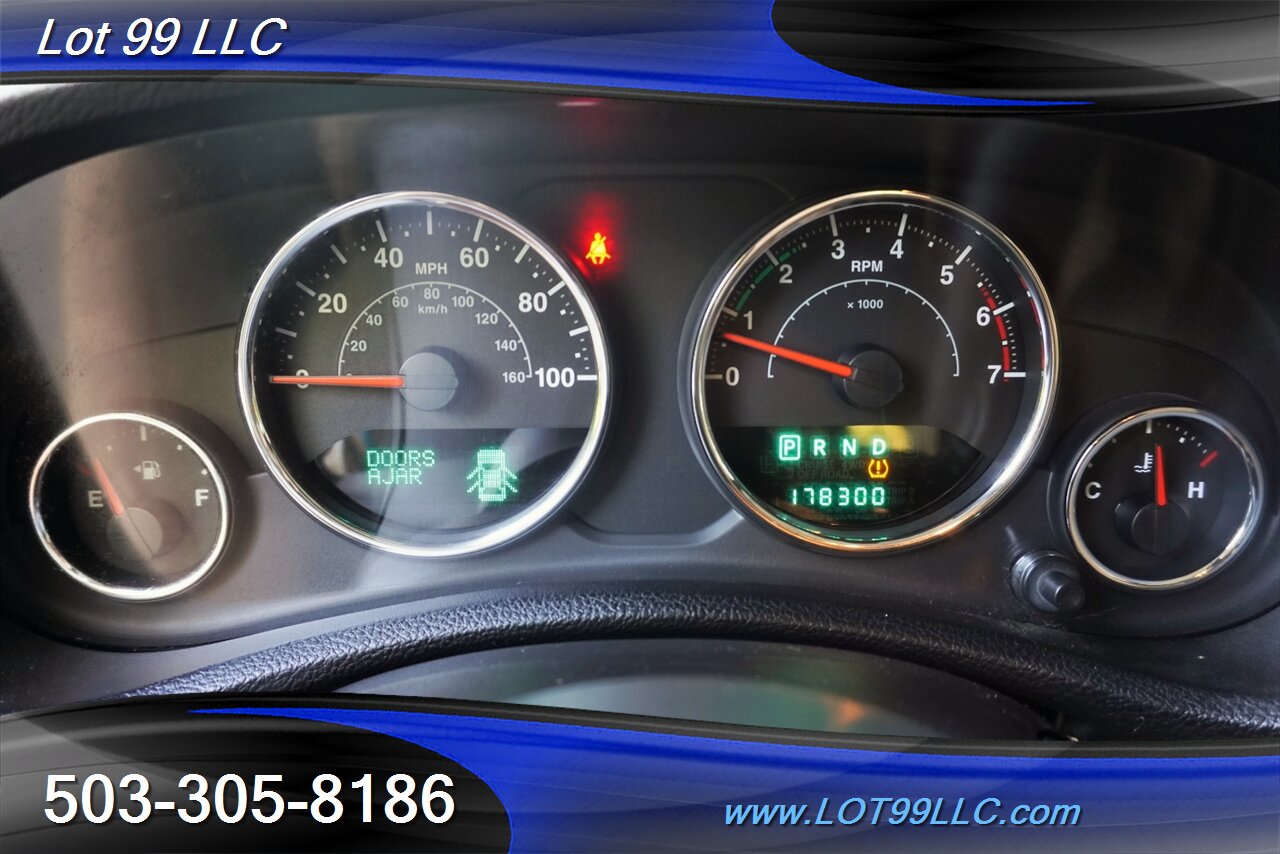 2011 Jeep Wrangler Unlimited Sahara 4X4 V6 3.8L Auto Heated Leather  Seats HARD TOP Lifted FUEL Wheels LIKE NEW TIRES - Photo 23 - Milwaukie, OR 97267
