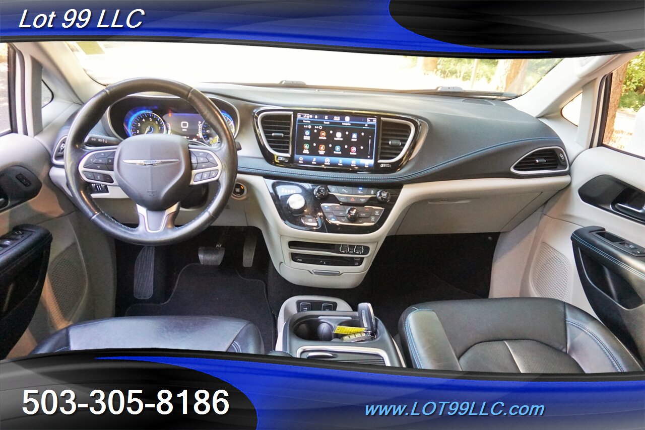 2021 Chrysler Pacifica Touring L 51K 3.6L Heated Leather Pano VAC DVD - Photo 2 - Milwaukie, OR 97267