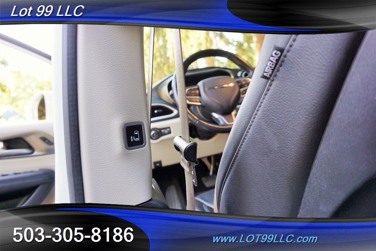 2021 Chrysler Pacifica Touring L 51K 3.6L Heated Leather Pano VAC DVD - Photo 38 - Milwaukie, OR 97267