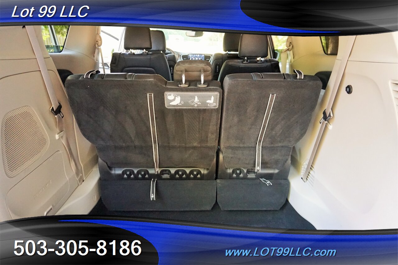 2021 Chrysler Pacifica Touring L 51K 3.6L Heated Leather Pano VAC DVD - Photo 17 - Milwaukie, OR 97267