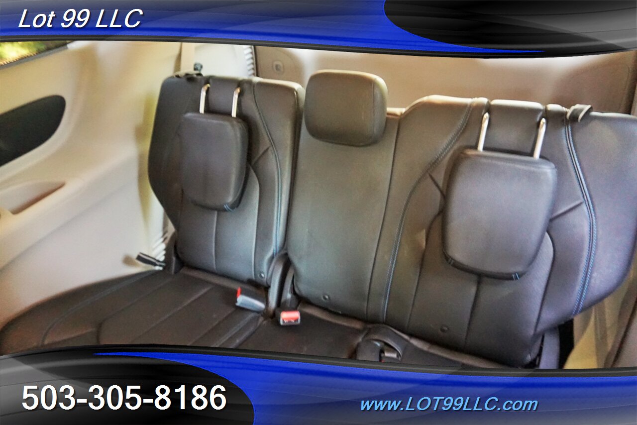 2021 Chrysler Pacifica Touring L 51K 3.6L Heated Leather Pano VAC DVD - Photo 15 - Milwaukie, OR 97267