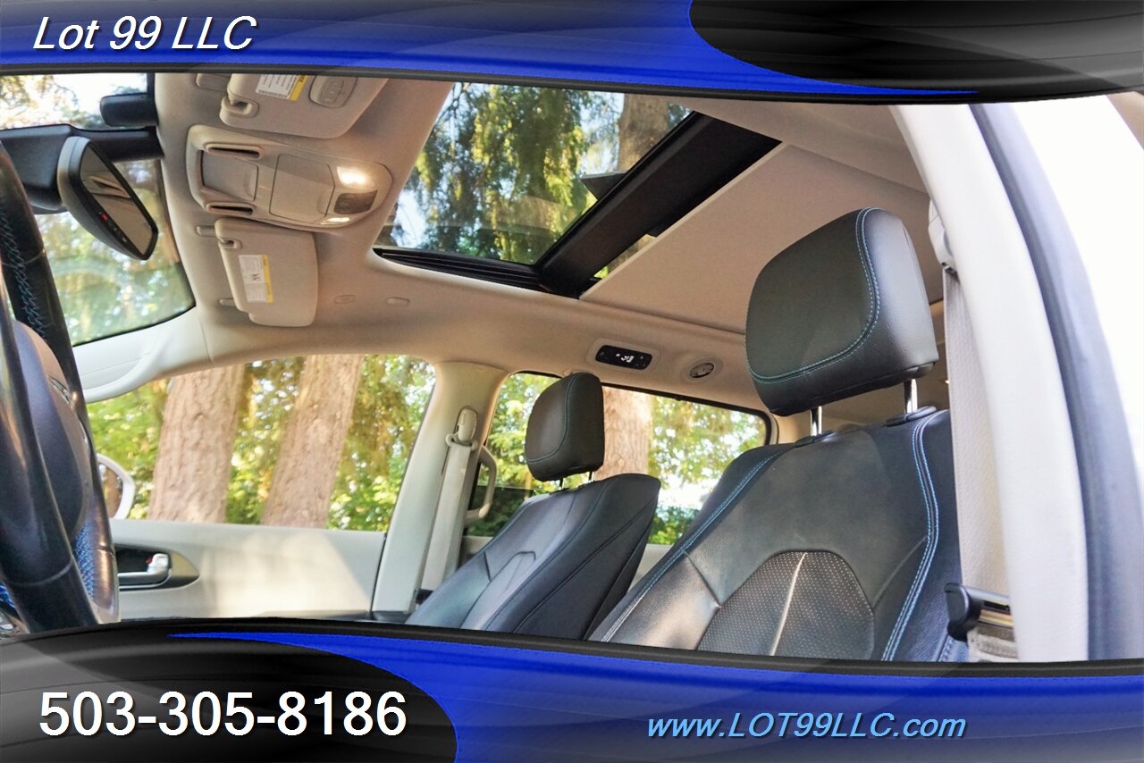 2021 Chrysler Pacifica Touring L 51K 3.6L Heated Leather Pano VAC DVD - Photo 3 - Milwaukie, OR 97267