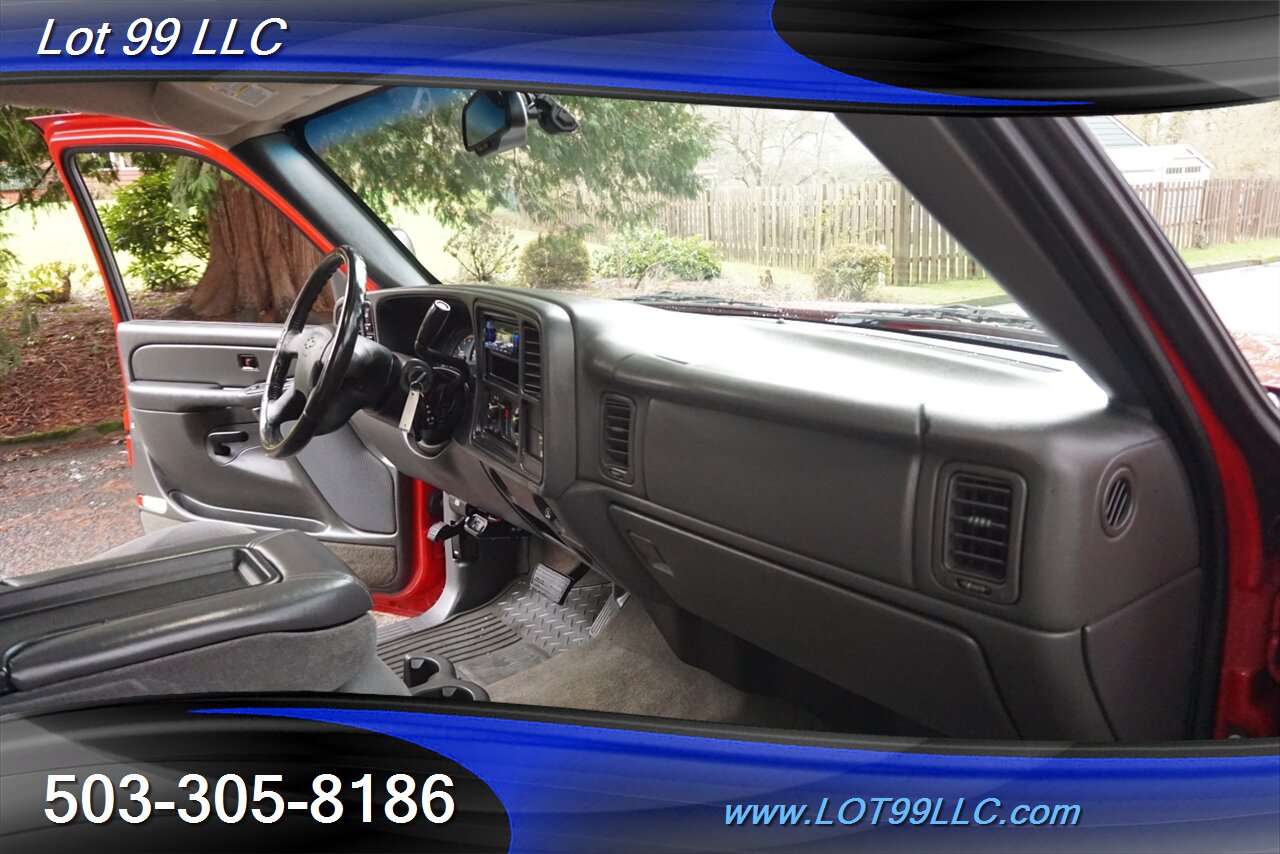 2004 Chevrolet Silverado 2500 LS 4dr 4X4 Extended Cab 6.6L DURAMAX Short Bed   - Photo 16 - Milwaukie, OR 97267