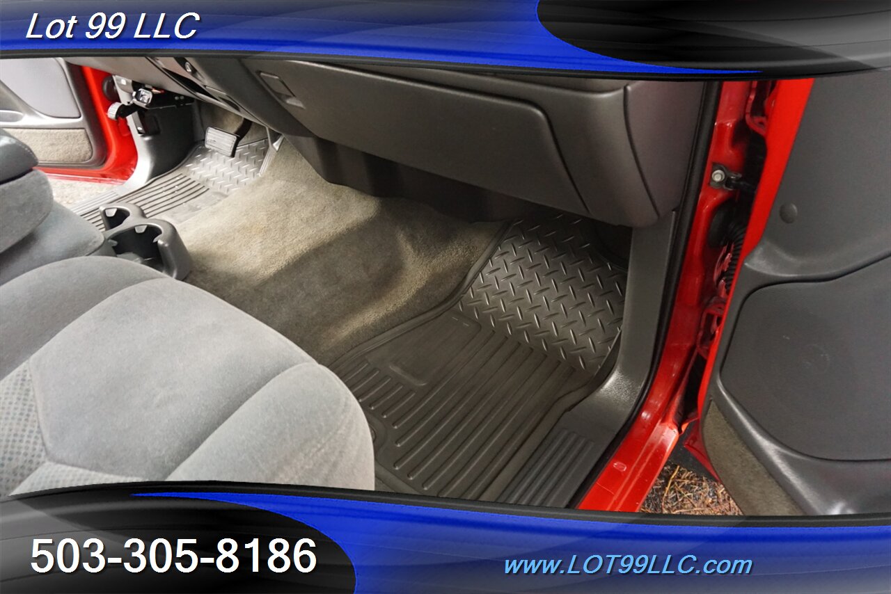 2004 Chevrolet Silverado 2500 LS 4dr 4X4 Extended Cab 6.6L DURAMAX Short Bed   - Photo 24 - Milwaukie, OR 97267