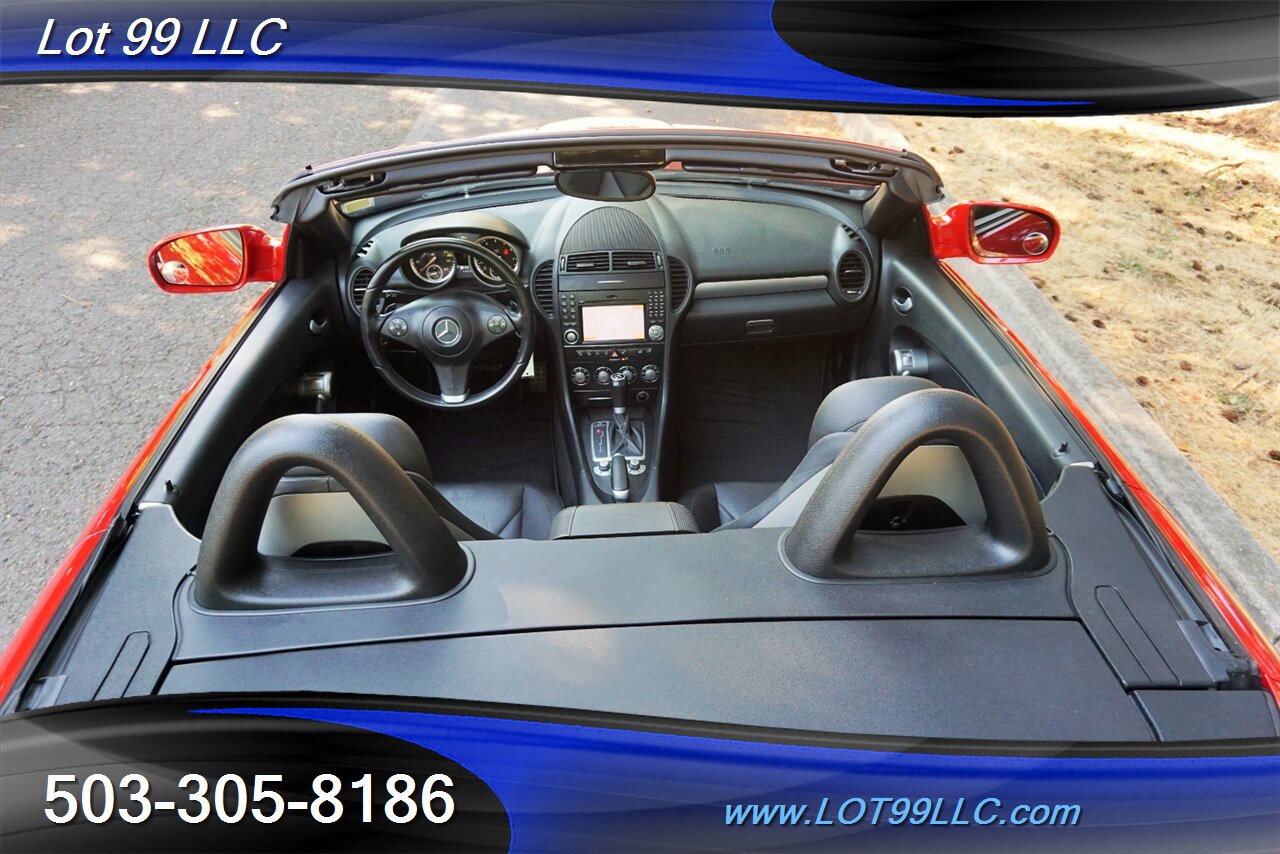 2011 Mercedes-Benz SLK 350 Only 37K Heated Leather GPS AMG WHEELS   - Photo 2 - Milwaukie, OR 97267