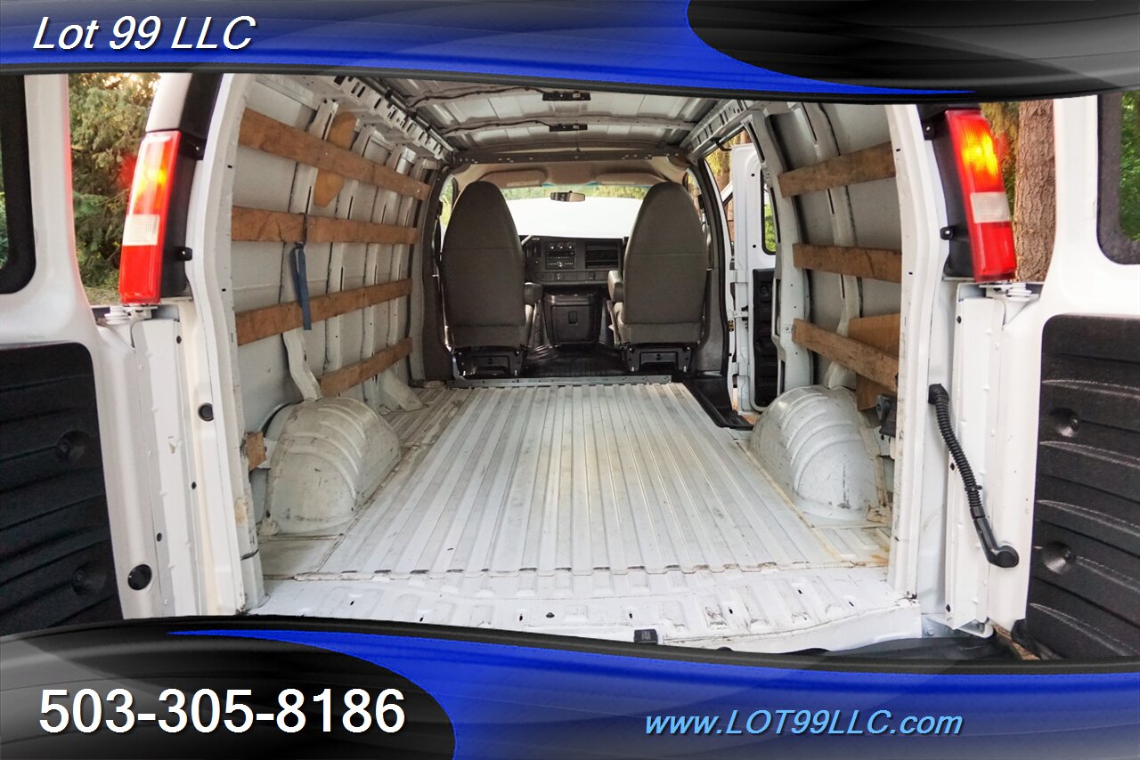 2015 GMC Savana 2500 Cargo Van 129K V8 4.8L 1 OWNER EXPRESS - Photo 17 - Milwaukie, OR 97267