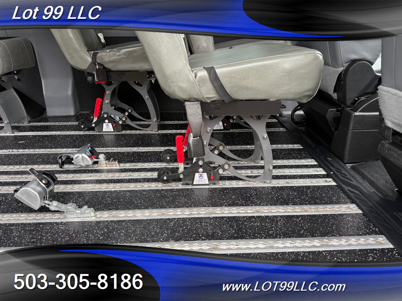 2018 Ford Transit MID Roof 91k ** WHEELCHAIR VAN** 6 Passenger Viny  Seats Braun Rear Lift Backup Camera - Photo 26 - Milwaukie, OR 97267