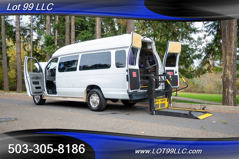 2013 Ford E-Series Econoline Van Commercial
