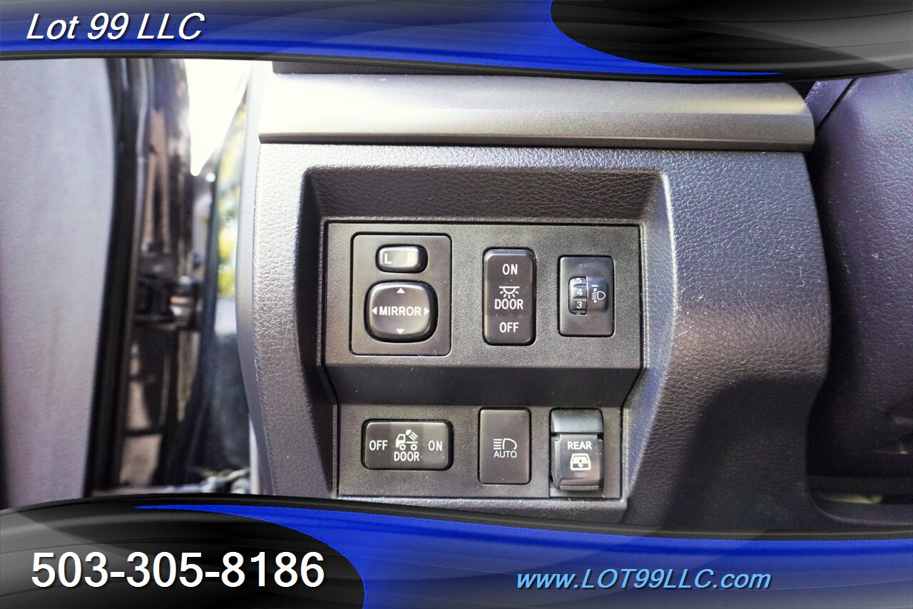 2020 Toyota Tundra SR5 4X4 Crew Max Only 79k LOW miles LIFTED Fuel  Wheels NEW OFF ROAD TIRES 2 OWNERS - Photo 31 - Milwaukie, OR 97267