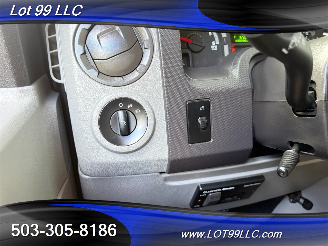 2009 Ford E-Series Van E-350 SD Extended 49k Miles Generator Rooftop AC Insulated Cummins Onan 2800 Generator - Photo 37 - Milwaukie, OR 97267
