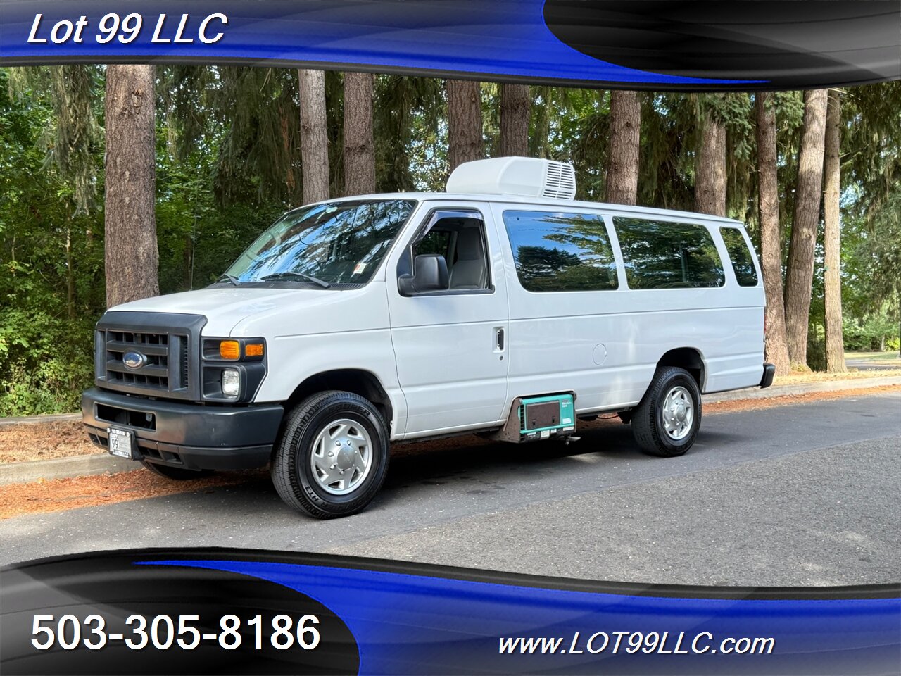 2009 Ford E-Series Van E-350 SD Extended 49k Miles Generator Rooftop AC Insulated Cummins Onan 2800 Generator - Photo 2 - Milwaukie, OR 97267