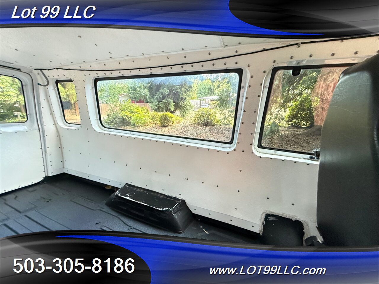 2009 Ford E-Series Van E-350 SD Extended 49k Miles Generator Rooftop AC Insulated Cummins Onan 2800 Generator - Photo 46 - Milwaukie, OR 97267