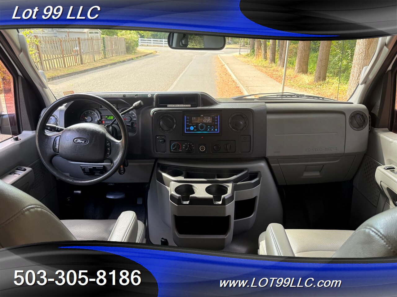 2009 Ford E-Series Van E-350 SD Extended 49k Miles Generator Rooftop AC Insulated Cummins Onan 2800 Generator - Photo 14 - Milwaukie, OR 97267