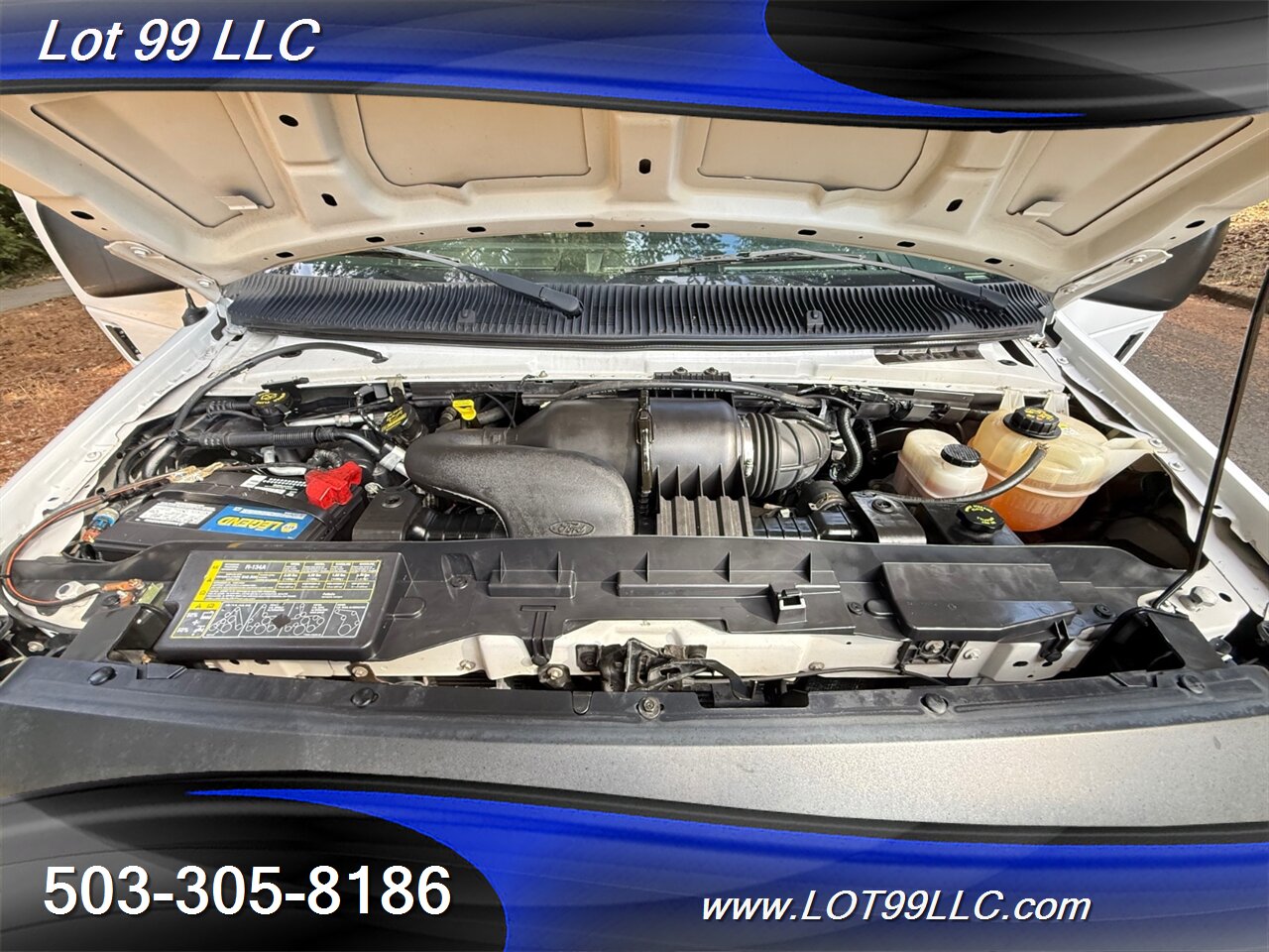 2009 Ford E-Series Van E-350 SD Extended 49k Miles Generator Rooftop AC Insulated Cummins Onan 2800 Generator - Photo 23 - Milwaukie, OR 97267