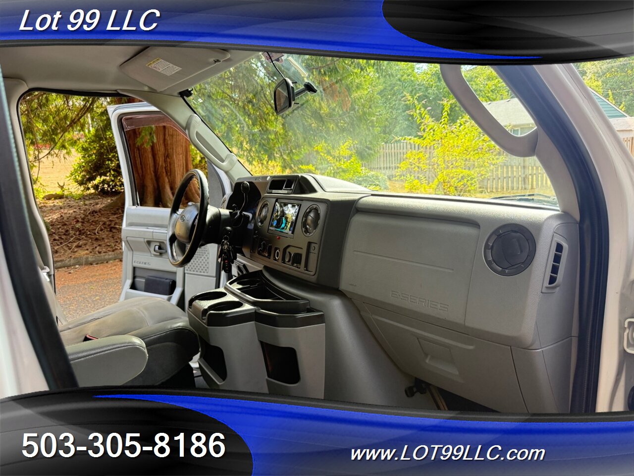 2009 Ford E-Series Van E-350 SD Extended 49k Miles Generator Rooftop AC Insulated Cummins Onan 2800 Generator - Photo 39 - Milwaukie, OR 97267