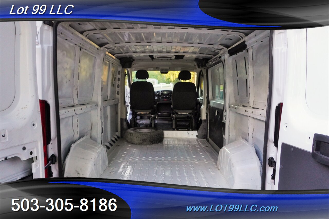 2017 RAM ProMaster 1500 136 WB Auto STD ROOF 2 OWNERS   - Photo 2 - Milwaukie, OR 97267
