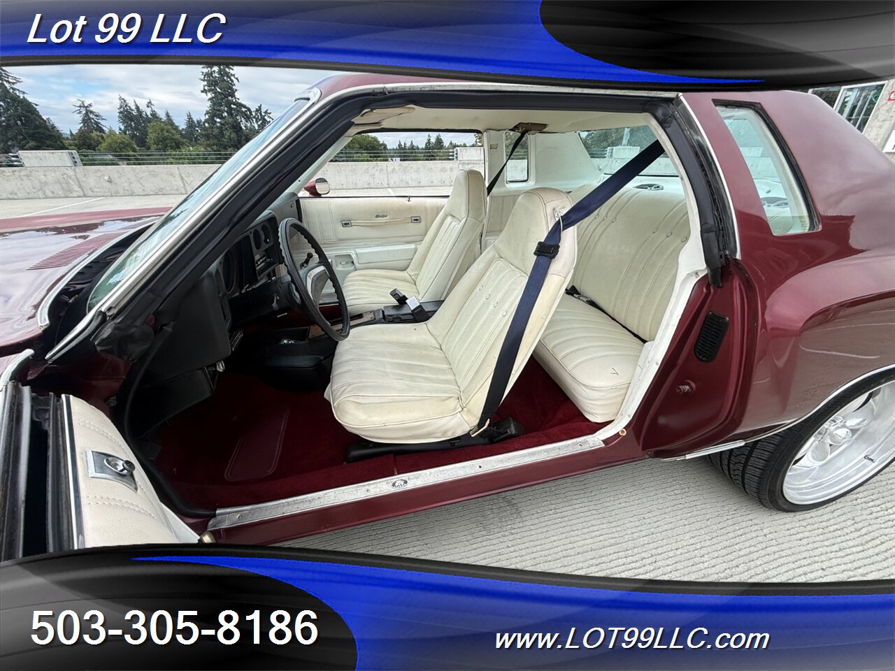 1976 Chevrolet Monte Carlo White Leather Bucket Seats   - Photo 12 - Milwaukie, OR 97267