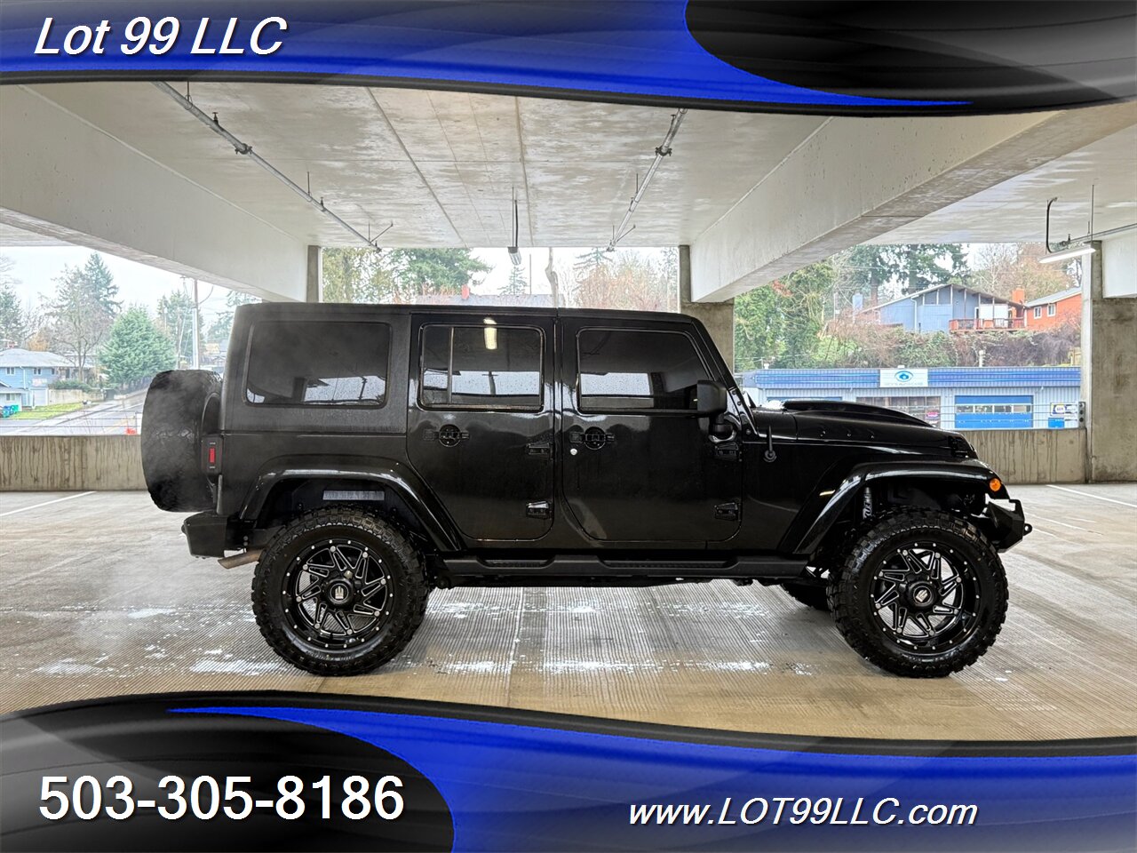 2018 Jeep Wrangler Sahara ** Red Leather Interior**  New 35 " Tires 20 " Wheels - Photo 10 - Milwaukie, OR 97267