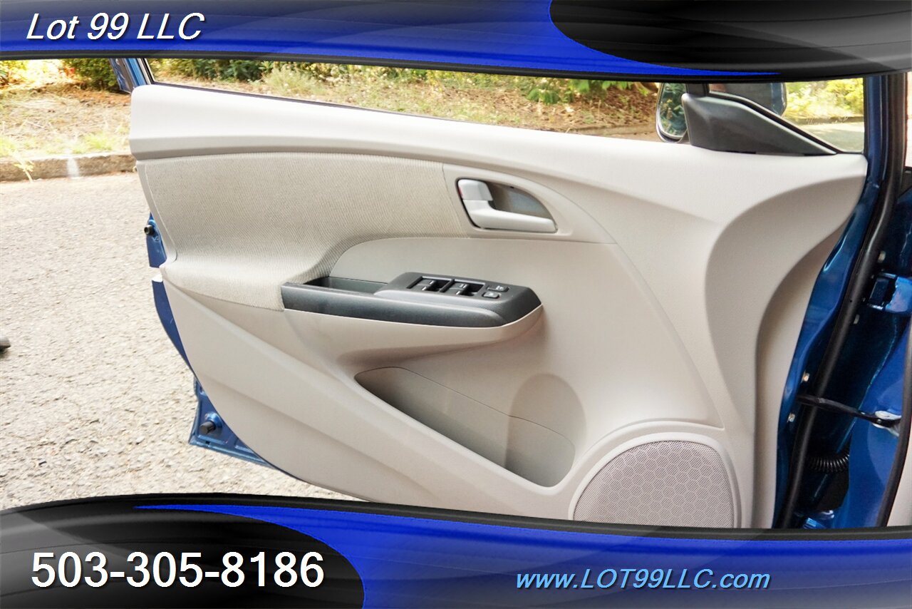 2013 Honda Insight EX Hybrid Only 72K LOW MILES Newer Tires 44 MPG - Photo 28 - Milwaukie, OR 97267