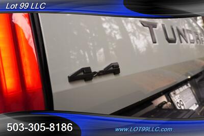 2023 Toyota Tundra SR5 4x4 V6 IFORCE 10 Speed Heated Leather 1 OWNER   - Photo 31 - Milwaukie, OR 97267