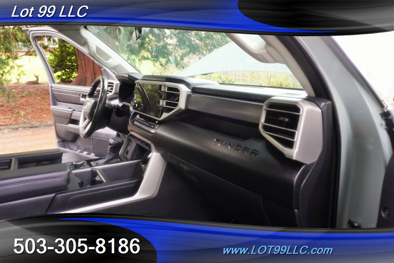 2023 Toyota Tundra SR5 4x4 V6 IFORCE 10 Speed Heated Leather 1 OWNER - Photo 17 - Milwaukie, OR 97267
