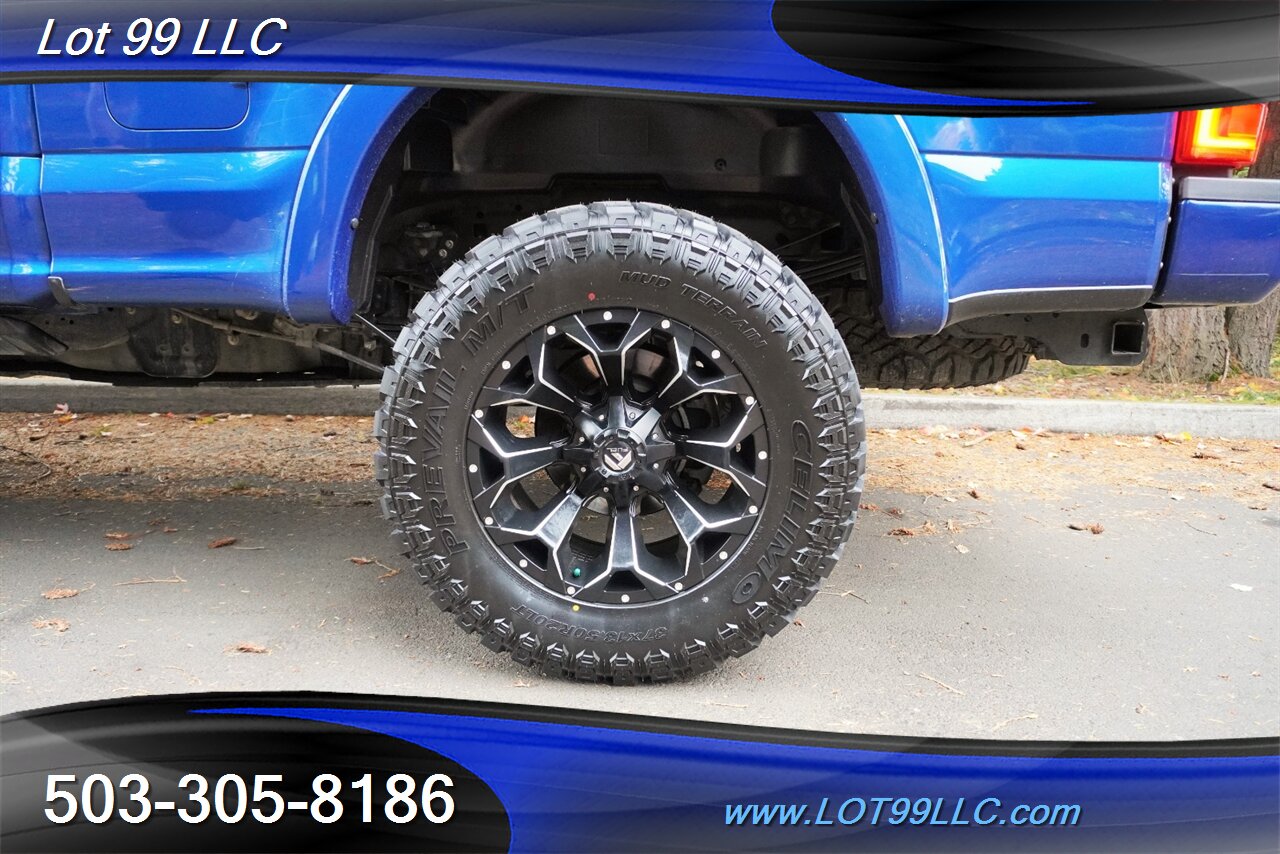 2022 Ford F-250 Lariat 4X4 6.7L Power Stroke Leather LIFTED 22S 37   - Photo 3 - Milwaukie, OR 97267