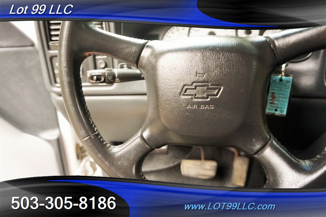 2002 Chevrolet Avalanche 1500 4X4 NORTH FACE 103K Leather Moon 1 OWNER - Photo 24 - Milwaukie, OR 97267