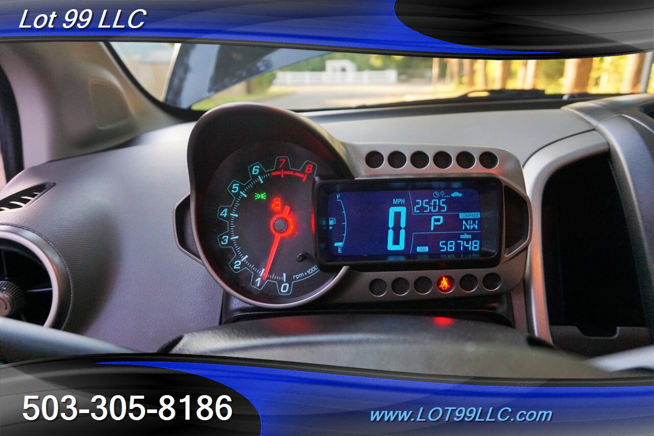 2016 Chevrolet Sonic LT photo 20