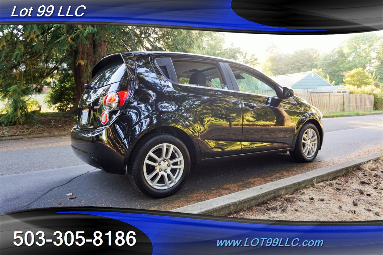 2016 Chevrolet Sonic LT photo 9