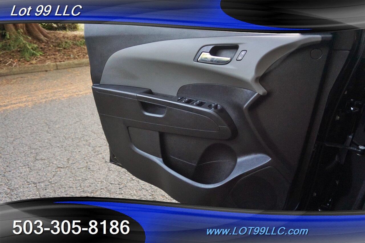 2016 Chevrolet Sonic LT Auto Only 58K LOW MILES 5 Doors Moon 1 OWNER   - Photo 26 - Milwaukie, OR 97267