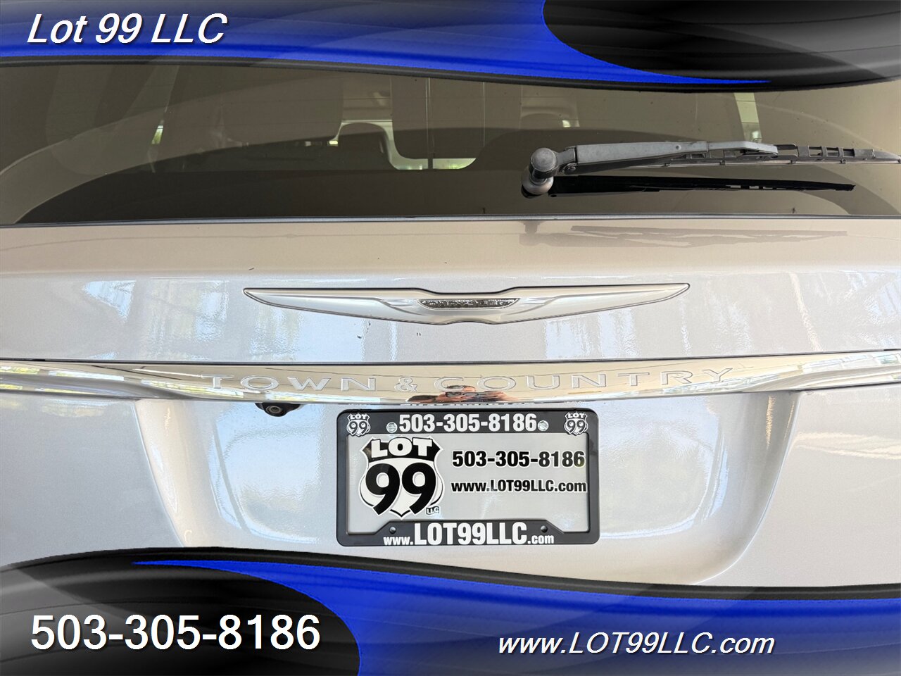 2013 Chrysler Town & Country Limited WHEELCHAIR VAN Kneeling Leather (2) DVD Screens Power Ramp Dual Power Sliding Doors - Photo 60 - Milwaukie, OR 97267