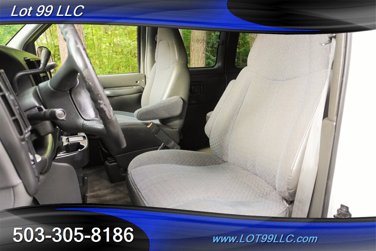 2002 Chevrolet Express G3500 Extended 15 Passenger Van V8 5.7L Auto  Rear AC - Photo 2 - Milwaukie, OR 97267
