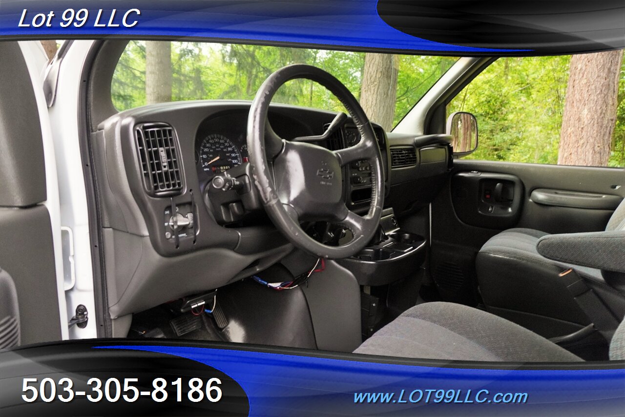 2002 Chevrolet Express G3500 Extended 15 Passenger Van V8 5.7L Auto  Rear AC - Photo 12 - Milwaukie, OR 97267