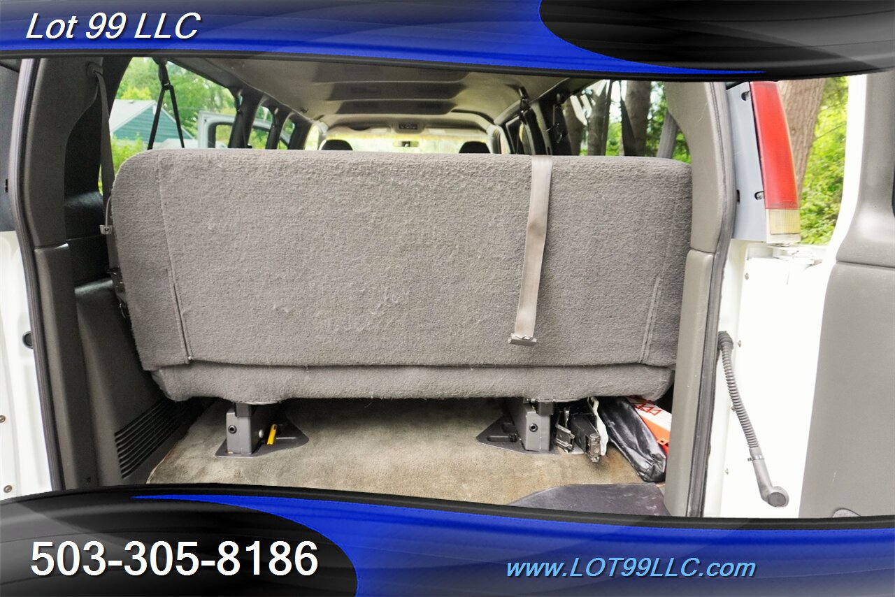 2002 Chevrolet Express G3500 Extended 15 Passenger Van V8 5.7L Auto  Rear AC - Photo 13 - Milwaukie, OR 97267