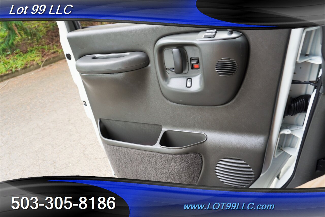 2002 Chevrolet Express G3500 Extended 15 Passenger Van V8 5.7L Auto  Rear AC - Photo 23 - Milwaukie, OR 97267