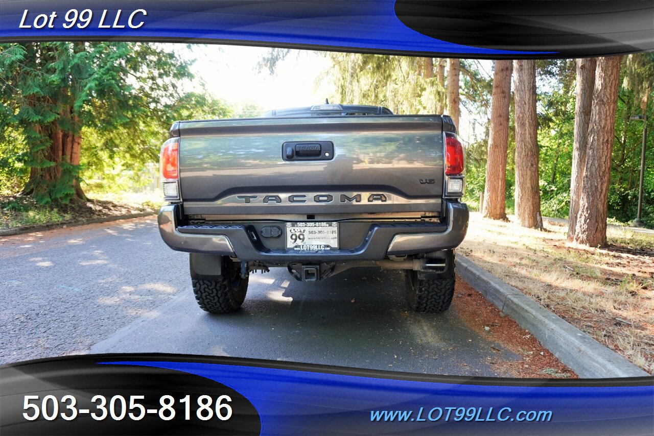 2023 Toyota Tacoma TRD Sport   - Photo 11 - Milwaukie, OR 97267