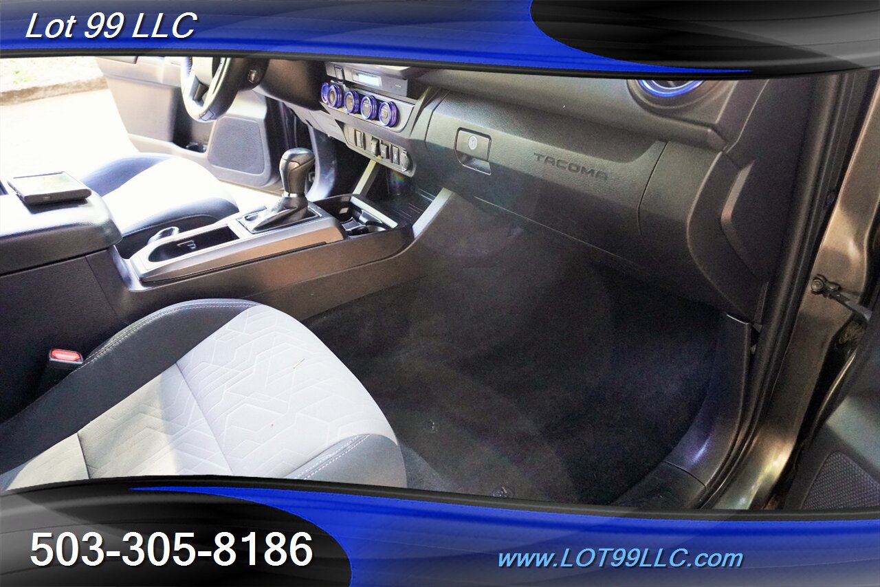 2023 Toyota Tacoma TRD Sport   - Photo 36 - Milwaukie, OR 97267