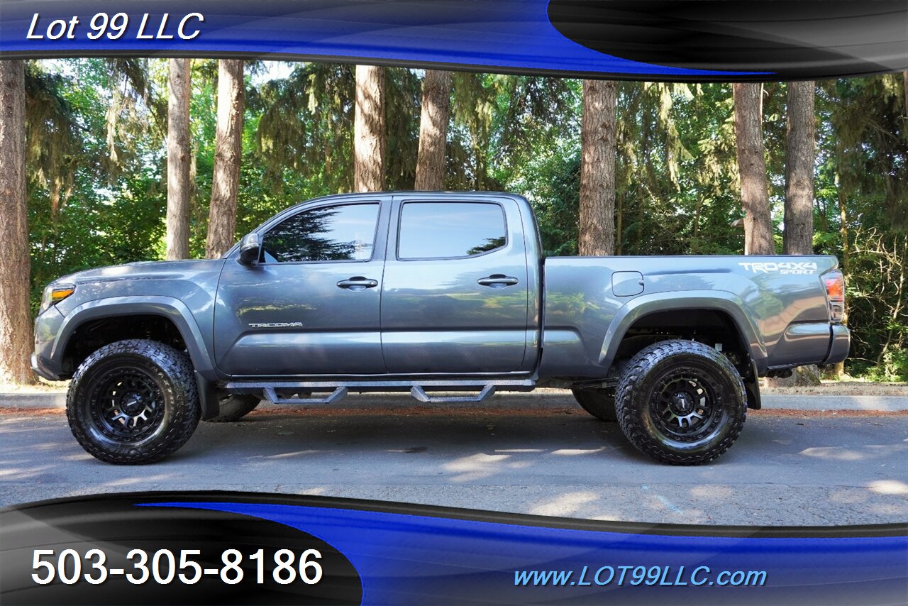 2023 Toyota Tacoma TRD Sport   - Photo 2 - Milwaukie, OR 97267