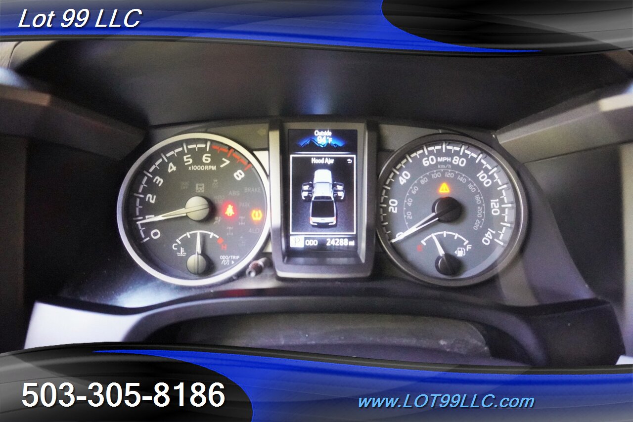 2023 Toyota Tacoma TRD Sport   - Photo 23 - Milwaukie, OR 97267