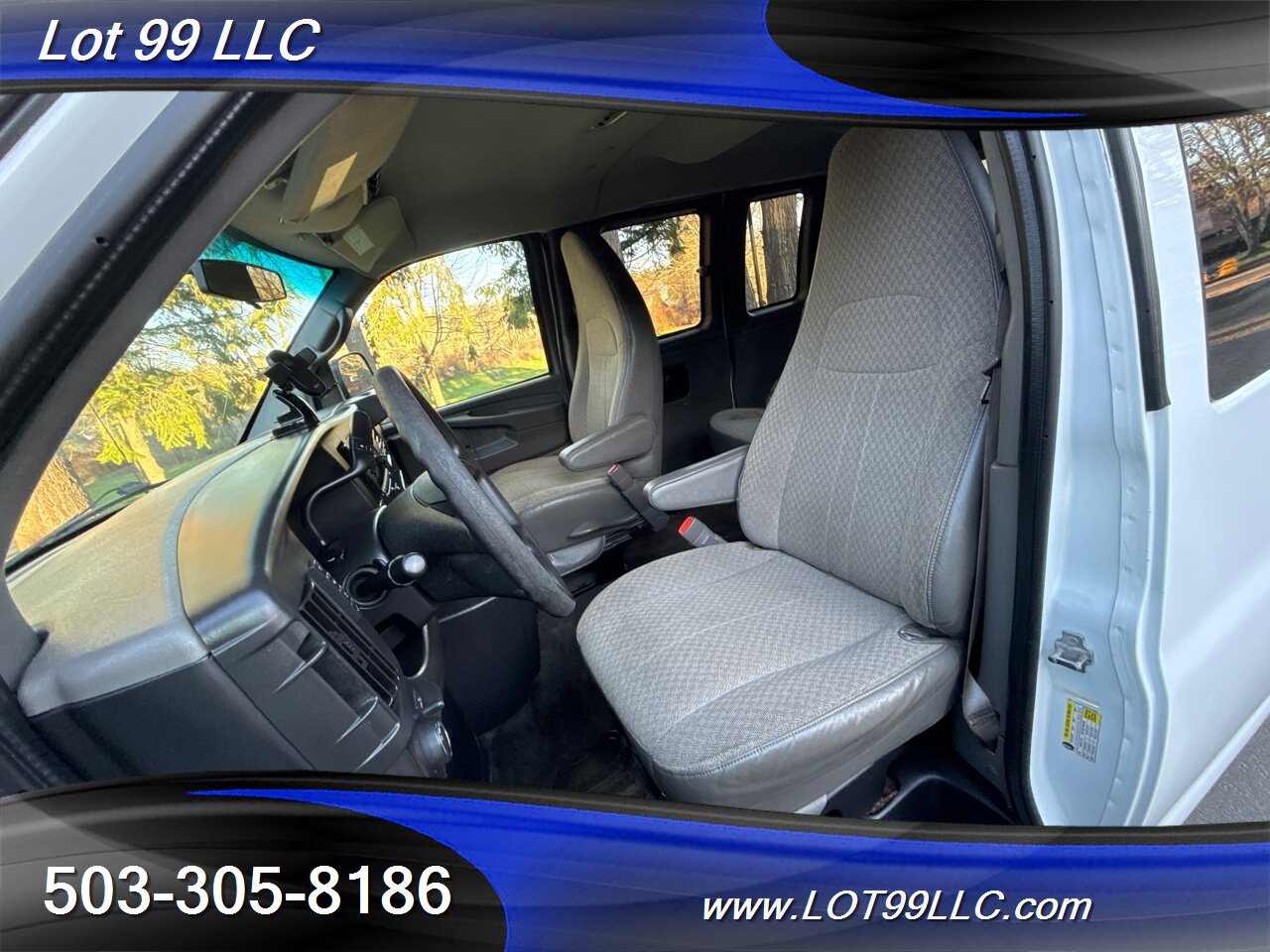 2014 Chevrolet Express LT 3500 15 Passenger Van 131k Miles Great Service   - Photo 12 - Milwaukie, OR 97267