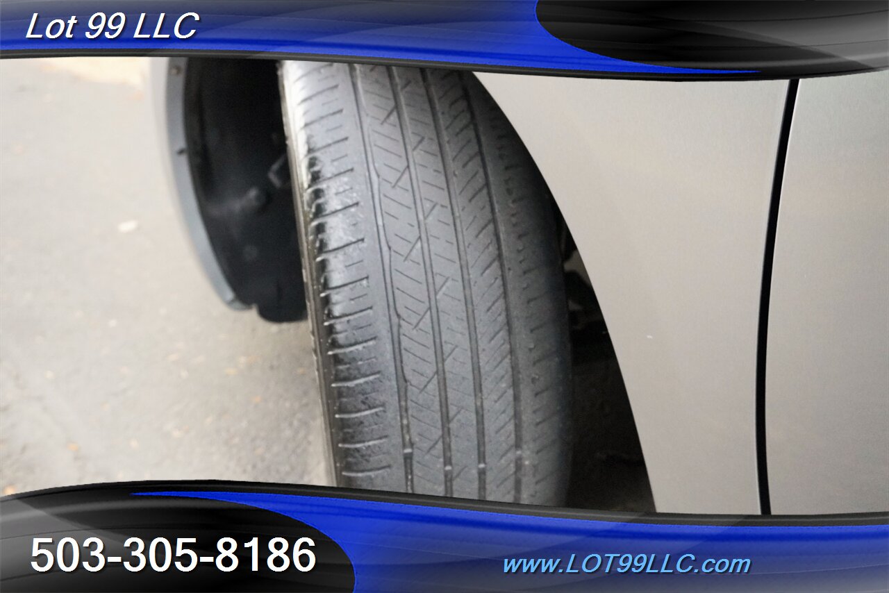 2013 Chrysler 200 LX Sedan 2.4L Automatic Premium Wheels 29 MPG - Photo 4 - Milwaukie, OR 97267