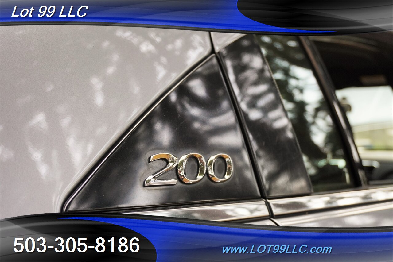 2013 Chrysler 200 LX Sedan 2.4L Automatic Premium Wheels 29 MPG - Photo 37 - Milwaukie, OR 97267