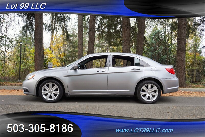 2013 Chrysler 200 LX