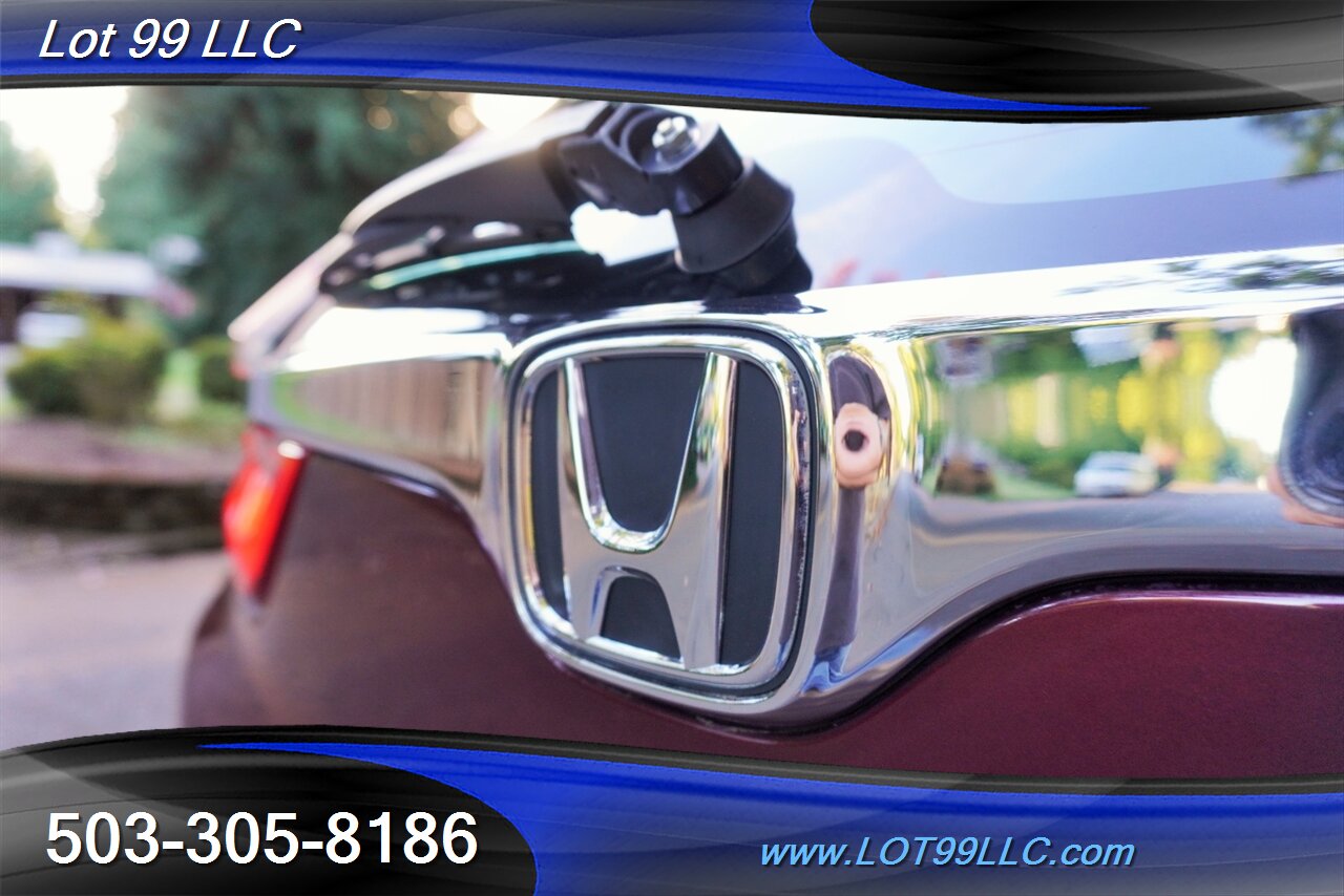 2017 Honda CR-V LX AWD Suv Moon Roof Newer Tires Backup Camera  Sport 1 OWNER LOCAL TRADE SUPER CLEAN - Photo 33 - Milwaukie, OR 97267