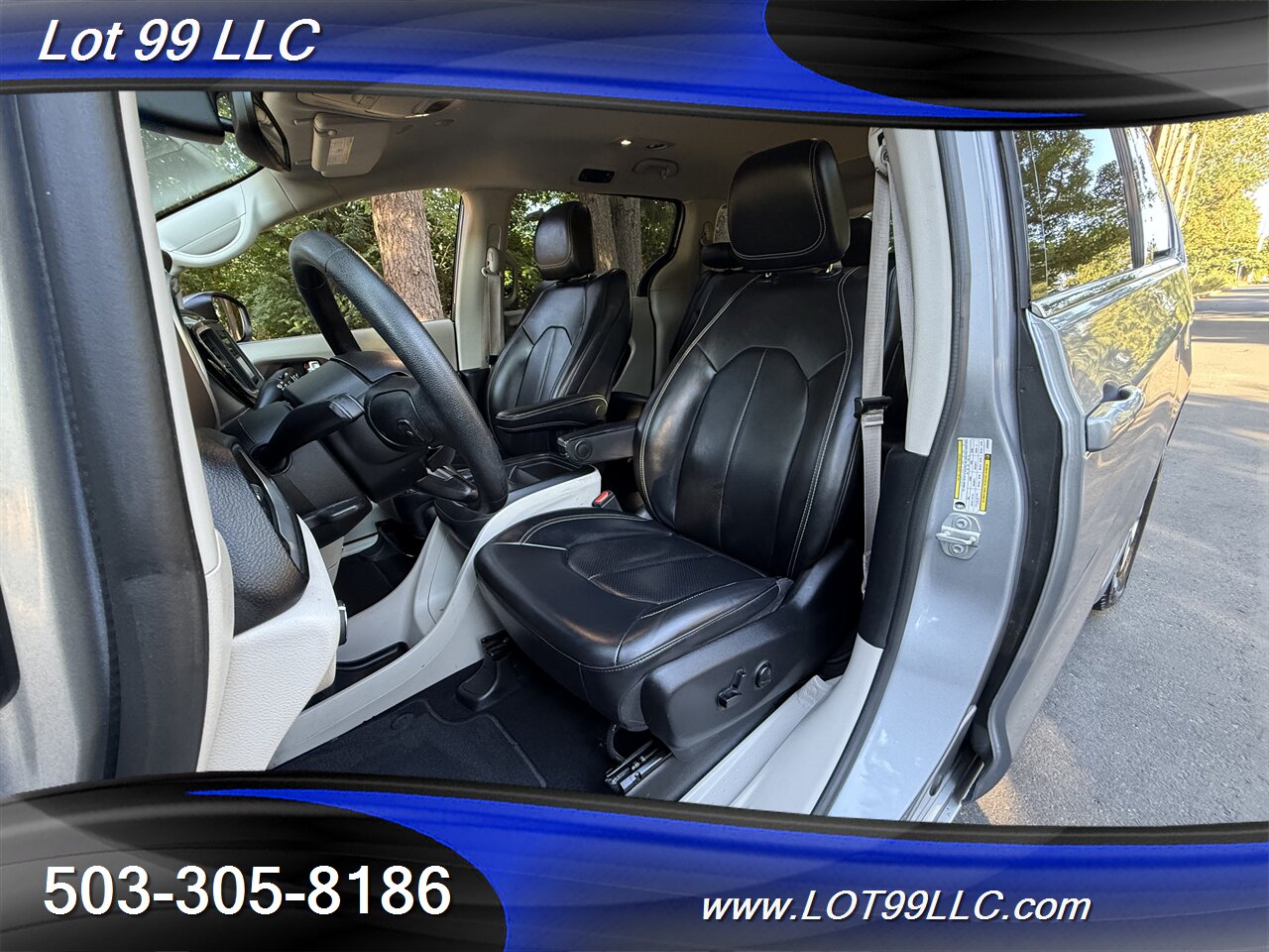 2020 Chrysler Voyager LXi 70k NEW TIRES Leather 3rd Row - Photo 11 - Milwaukie, OR 97267