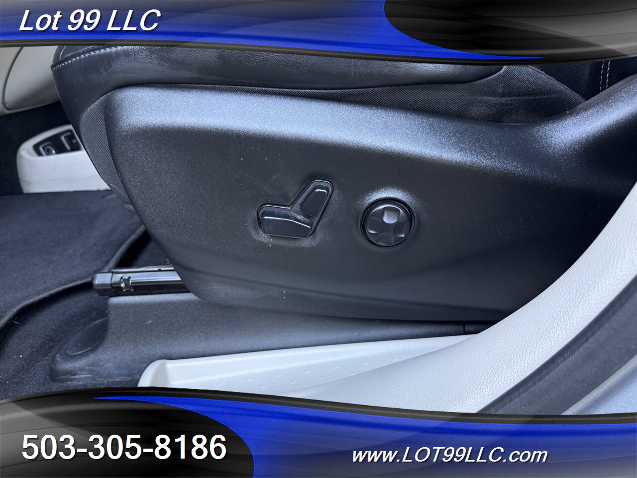 2020 Chrysler Voyager LXi 70k NEW TIRES Leather 3rd Row - Photo 30 - Milwaukie, OR 97267