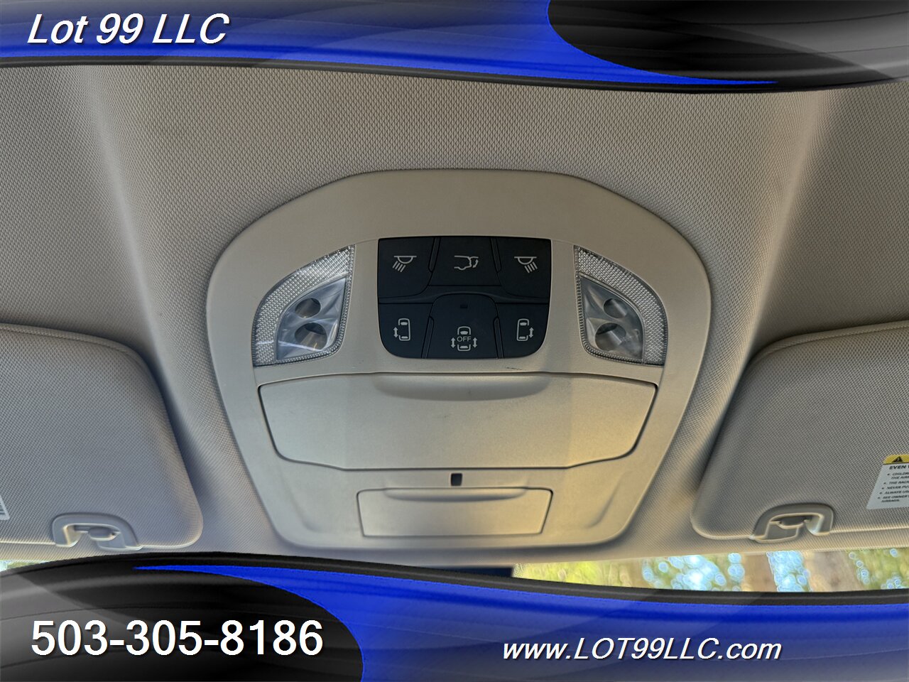 2020 Chrysler Voyager LXi 70k NEW TIRES Leather 3rd Row - Photo 35 - Milwaukie, OR 97267